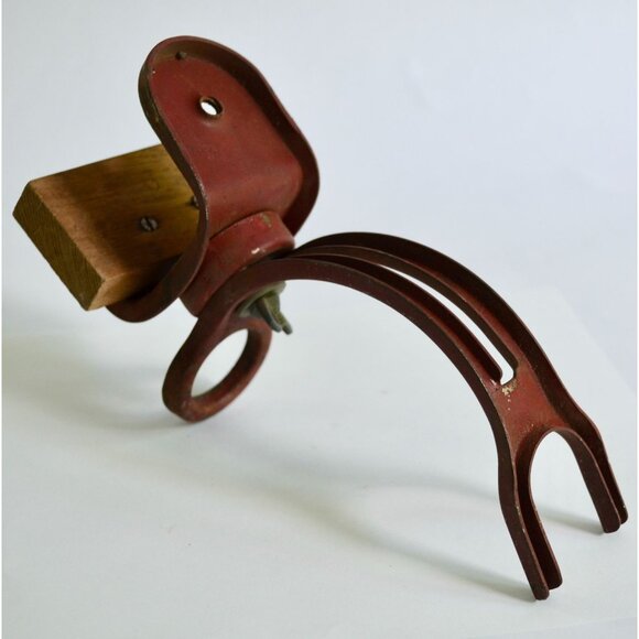 Vintage Clamp-On Fishing Rod Holder Boat Canoe Adjustable Red - Picture 1 of 6